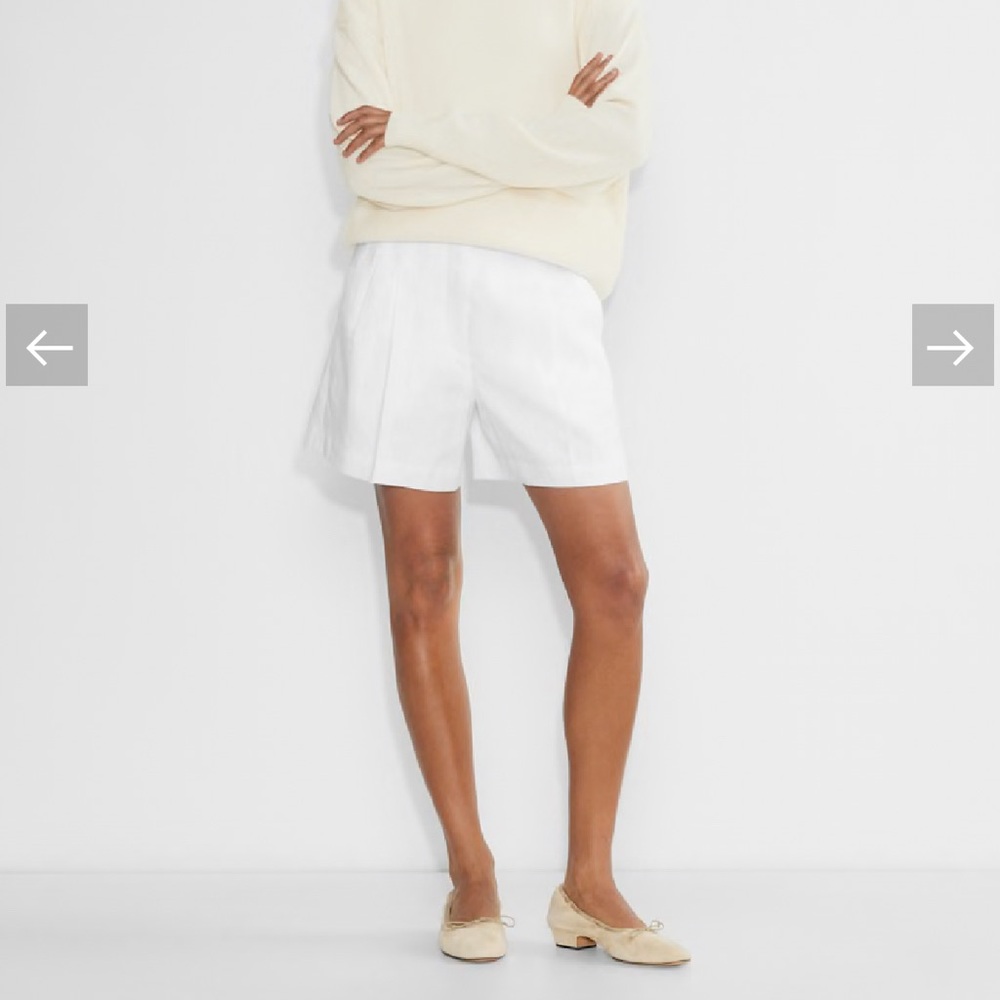 Aritzia The Effortless Short Linen Mid-thigh